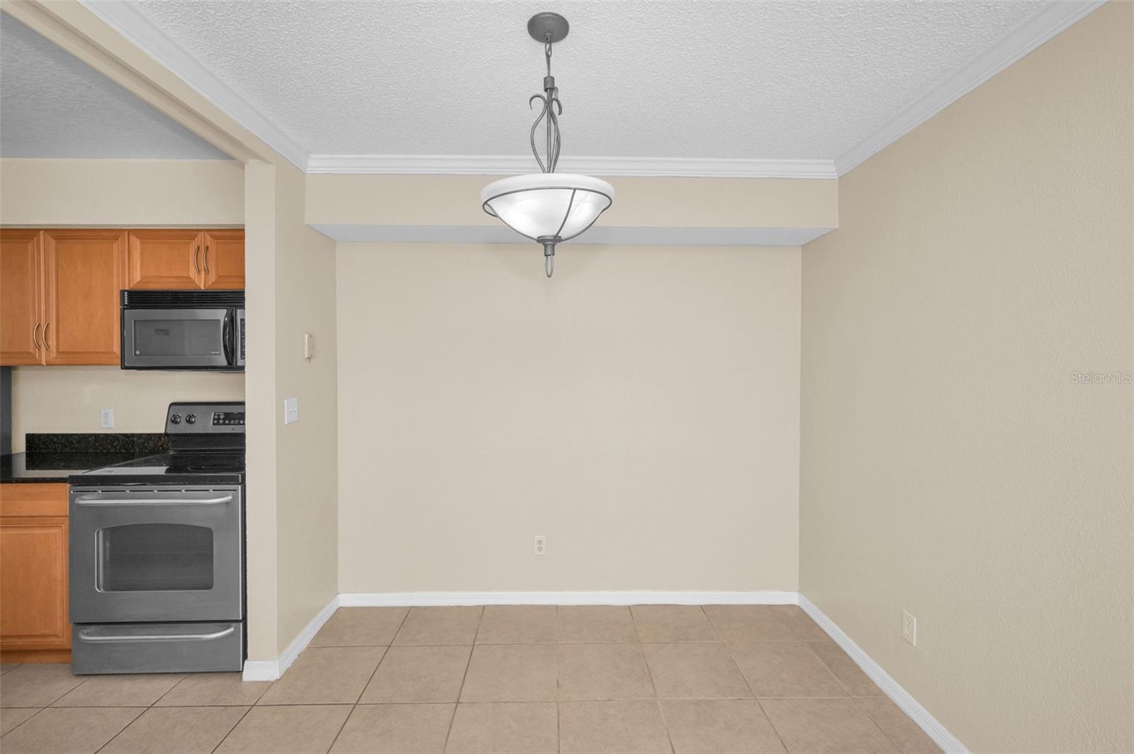 BENTLEY AT COBBS LANDING CONDO THE - Residential