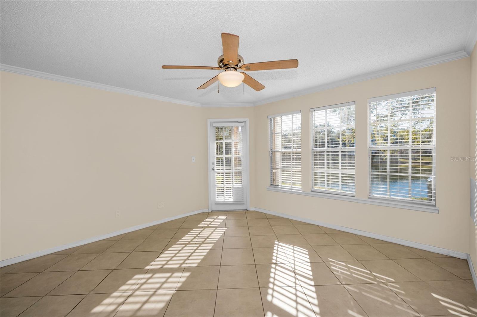 BENTLEY AT COBBS LANDING CONDO THE - Residential