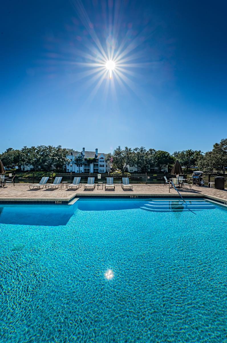 BENTLEY AT COBBS LANDING CONDO THE - Residential