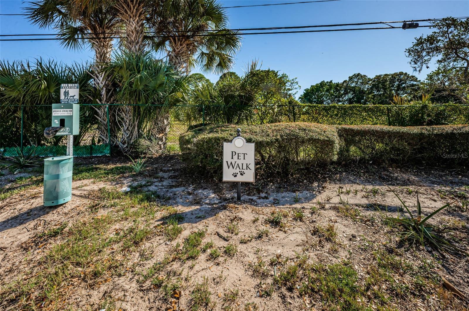 BENTLEY AT COBBS LANDING CONDO THE - Residential