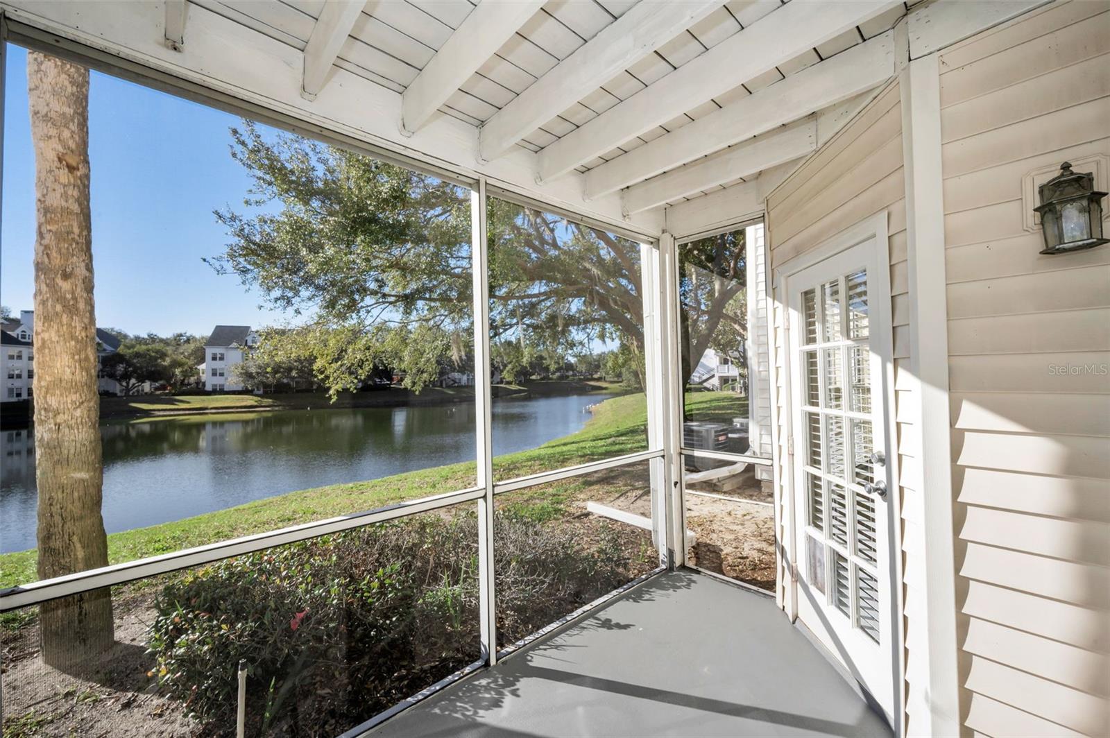 BENTLEY AT COBBS LANDING CONDO THE - Residential