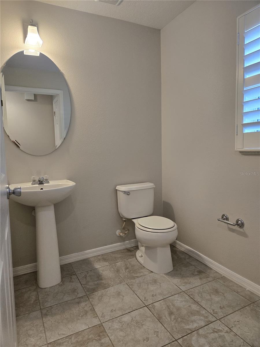 AVALON PARK VILLAGE 06 - Residential Lease