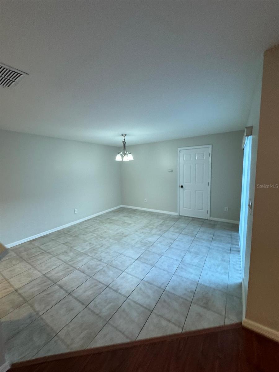 AVALON PARK VILLAGE 06 - Residential Lease