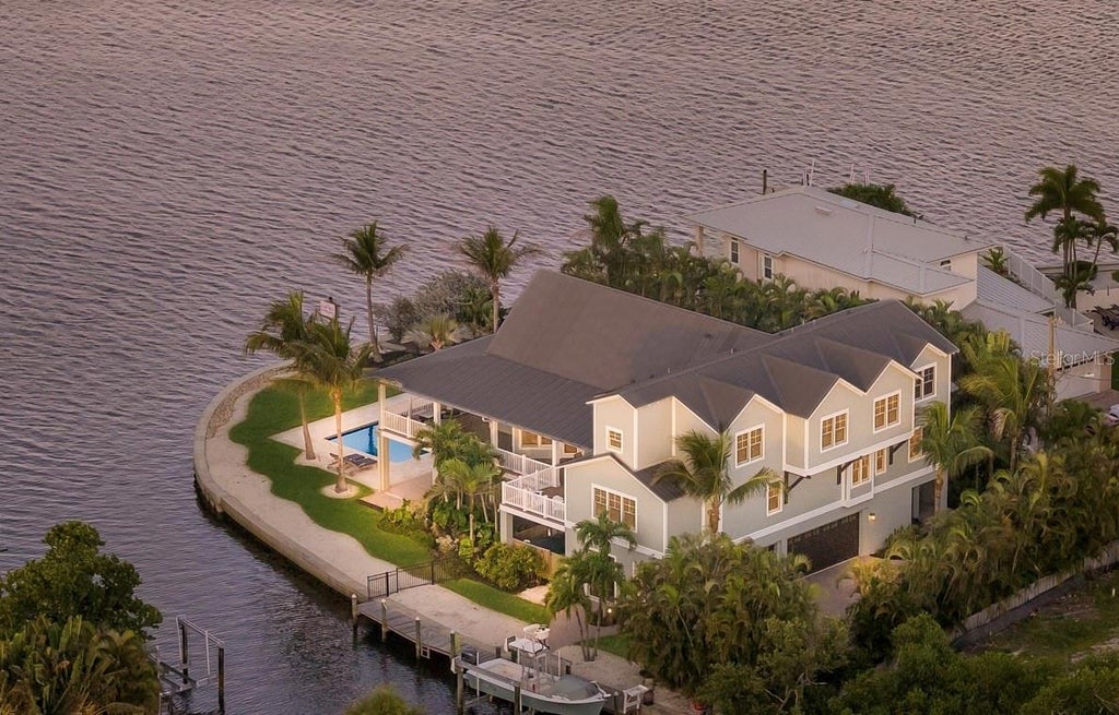 Photo of 526 56th Street, Holmes Beach, FL 34217 (MLS # A4697603)