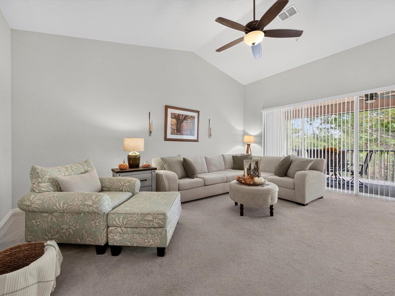 8348 BELLA TIERRA CT