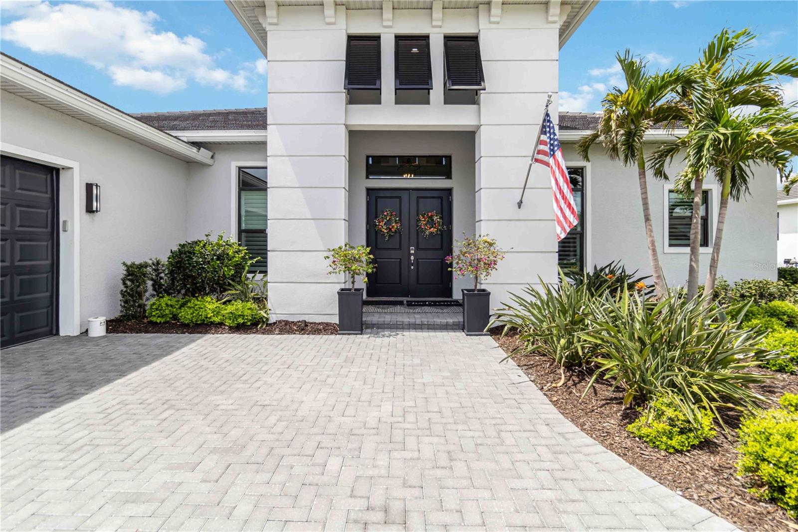 8968 ARTISAN WAY