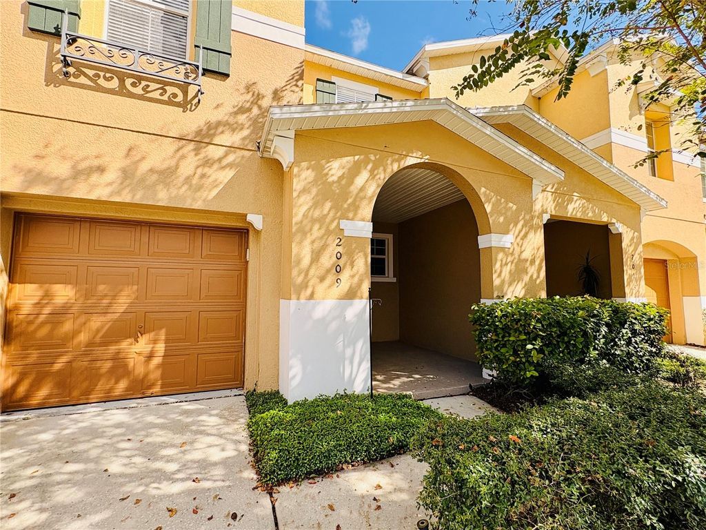 Photo of 2009 Beachberry Lane, Oviedo, FL 32765 (MLS # O6351562)