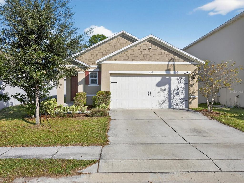 Photo of 209 Gina Lane, Davenport, FL 33837 (MLS # O6372081)