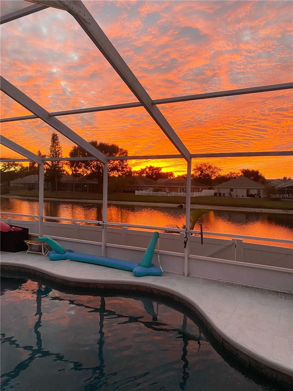 Photo of 12527 Midpointe Drive, Riverview, FL 33578 (MLS # L4958500)