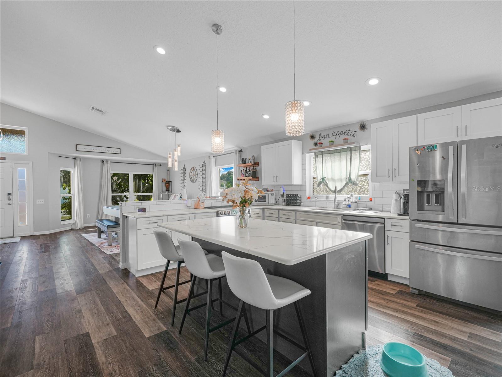 SOUTH POINTE PH 3A 3B - Residential