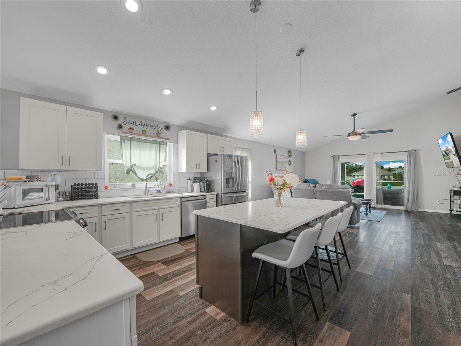 SOUTH POINTE PH 3A 3B - Residential