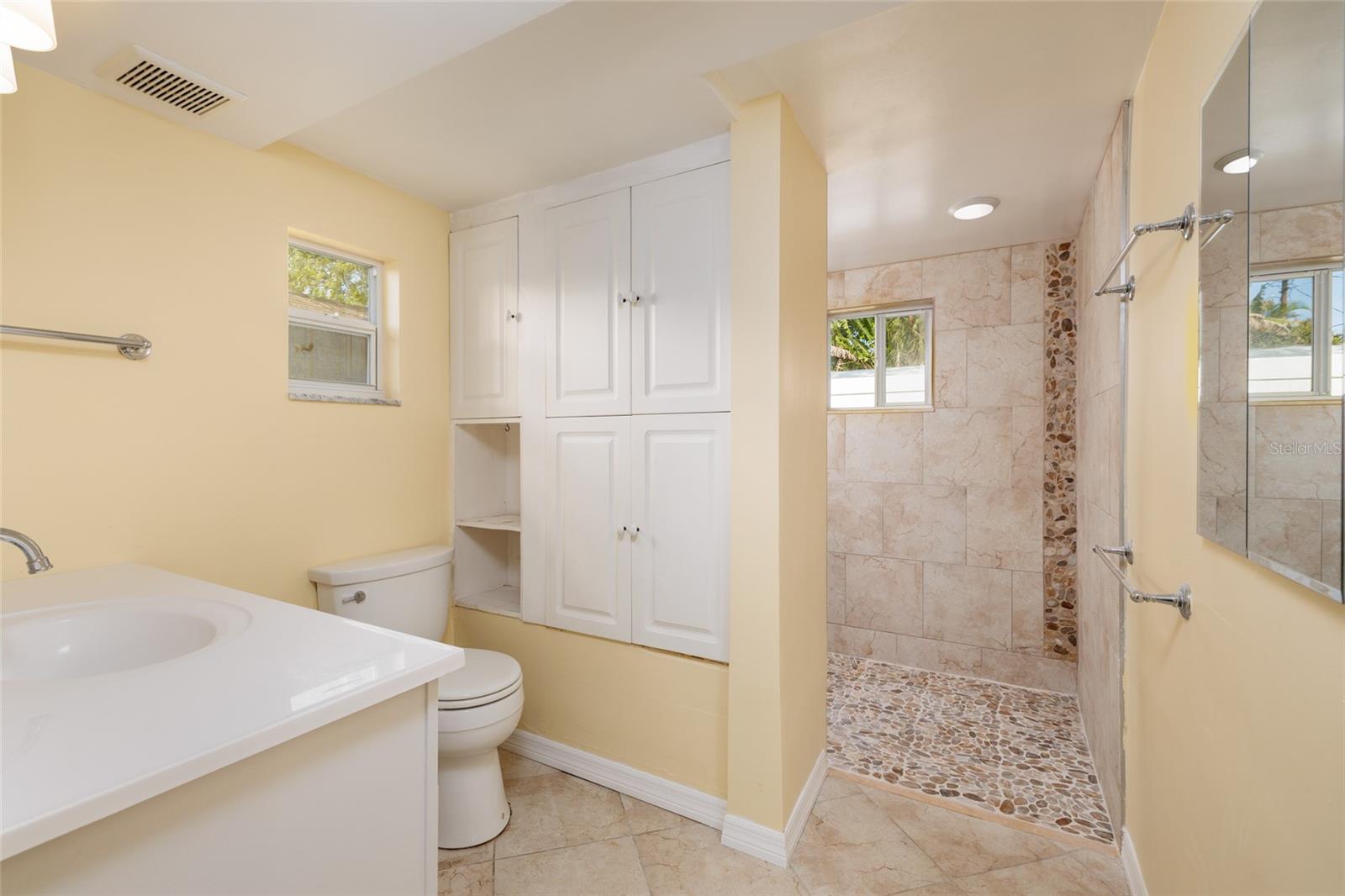 BAYWOOD SUB - Residential