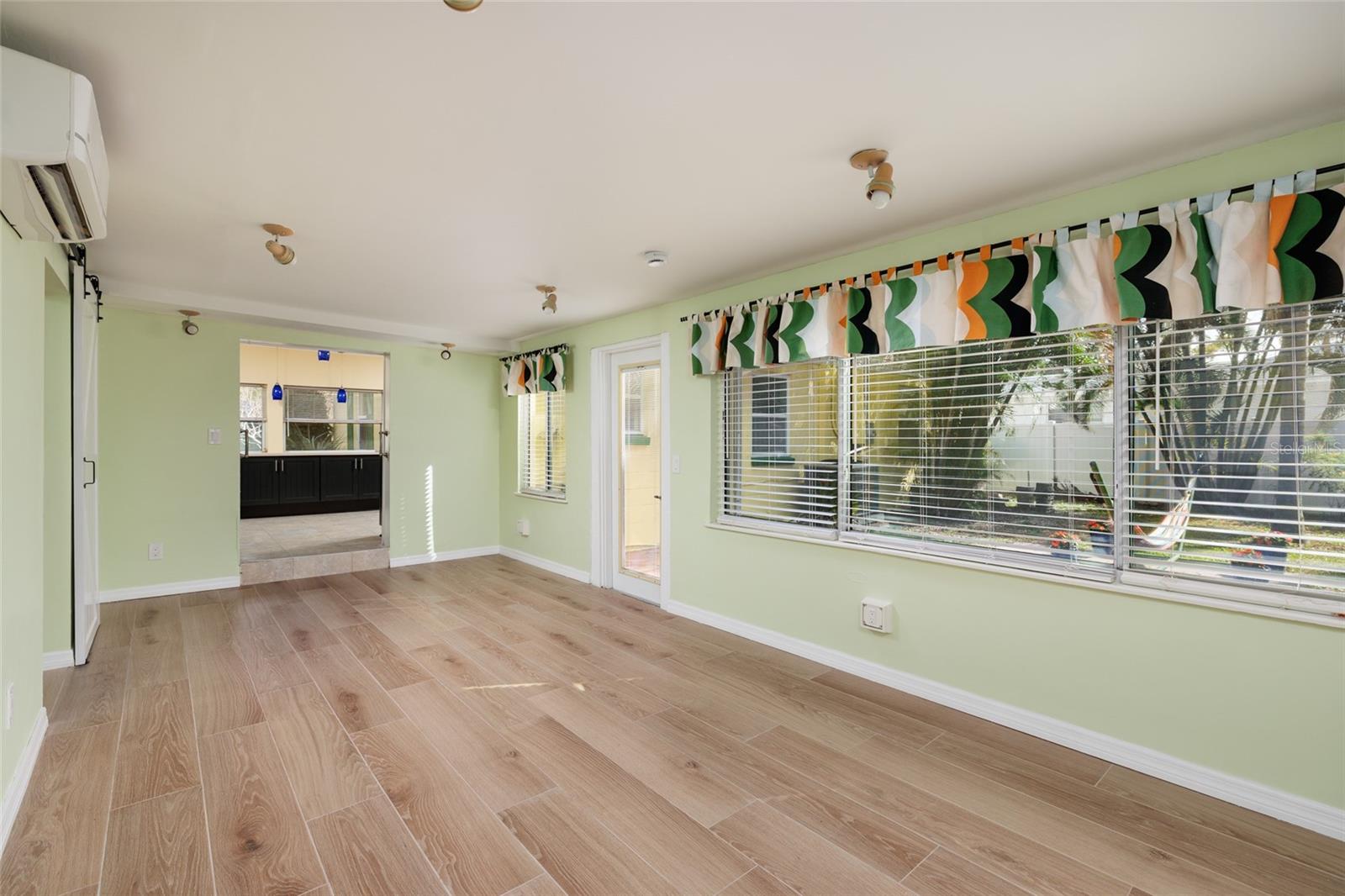 BAYWOOD SUB - Residential