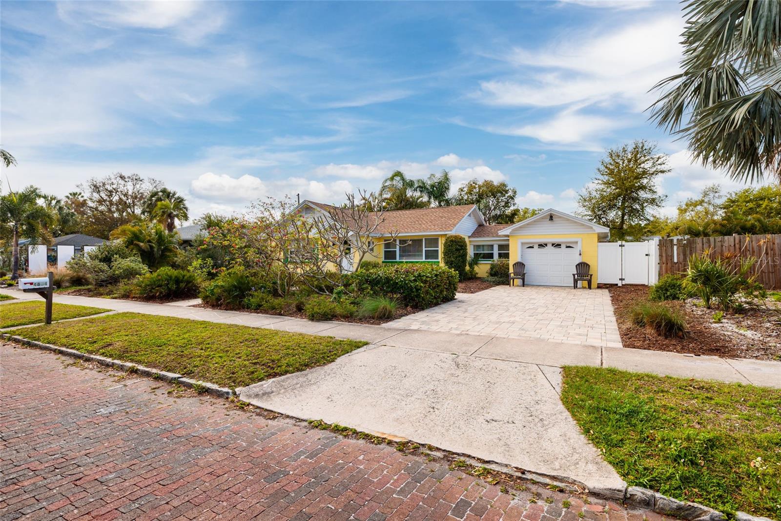 BAYWOOD SUB - Residential