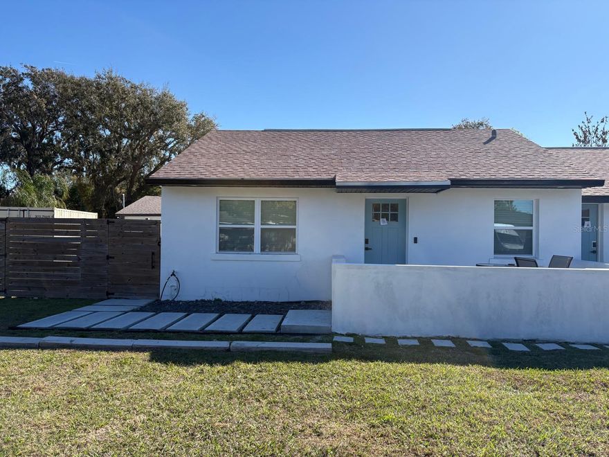 completely remodeled 2/2 very spacious.