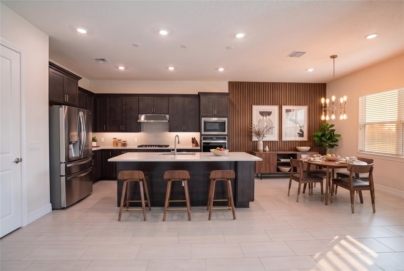 8087 FENTON STREET
