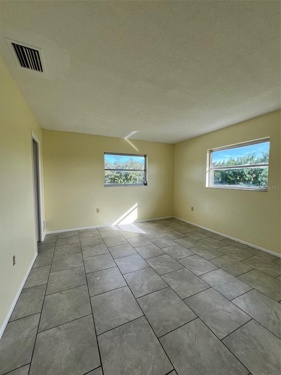 WARM MINERAL SPGS - Residential Lease