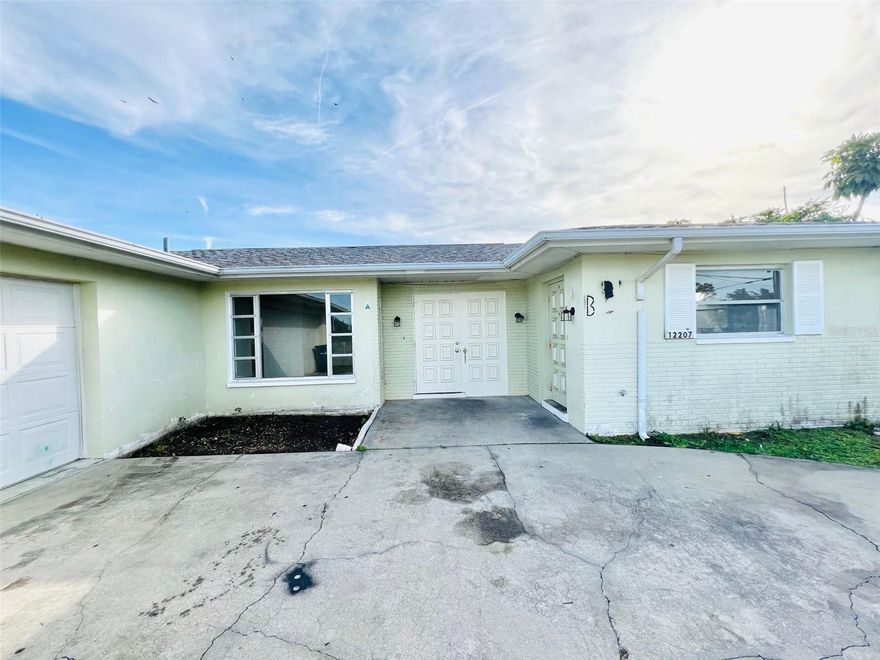 ANNUAL RENTAL. UNFURNISHED. FRESHLY PAINTED. 2 bedrooms, 2 bathrooms, living room, family room, walking closets, ceramic flooring.  Call today to schedule your viewing of this adorable home. Lawn and well service are included in the rent.