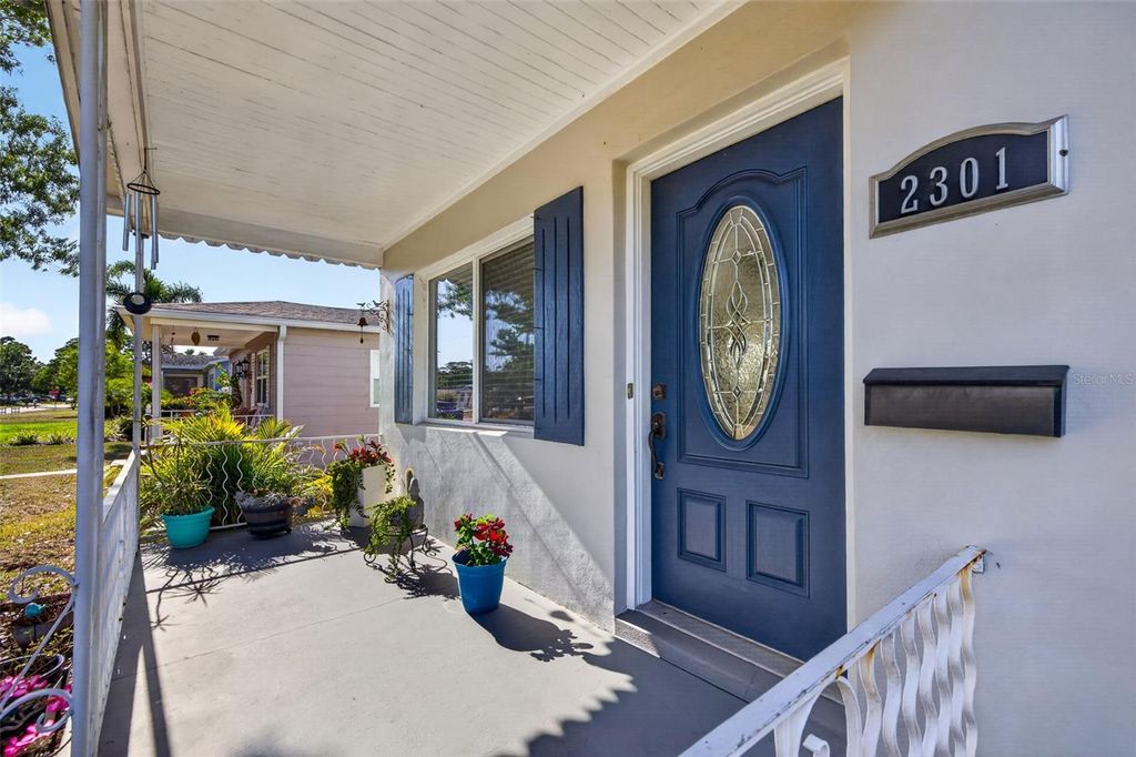 Photo of 2301 36th Avenue N, St Petersburg, FL 33713 (MLS # TB8501221)