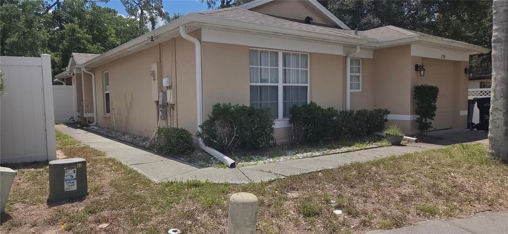 Photo of 298 Hammock Court, Davenport, FL 33896 (MLS # O6410333)