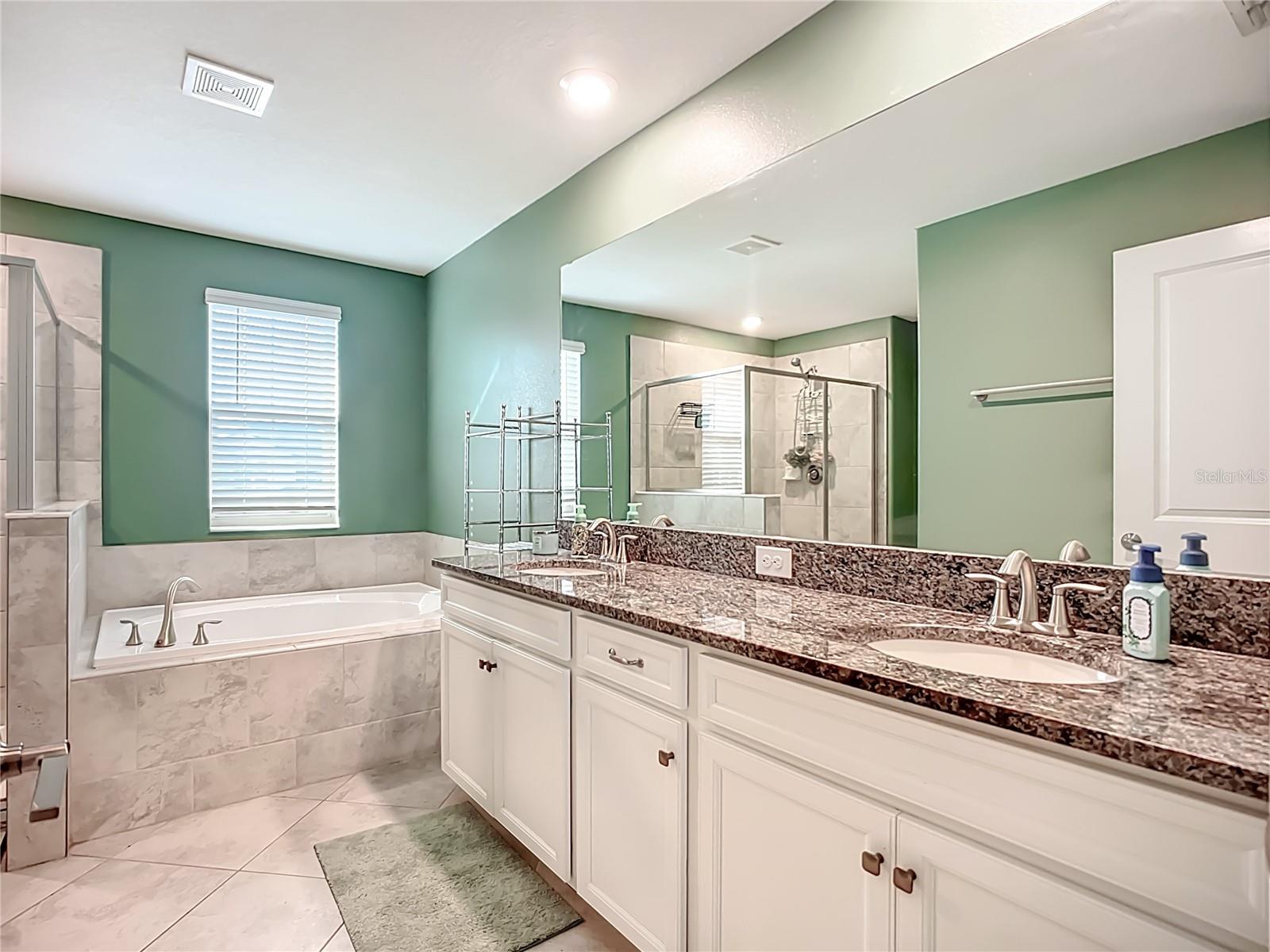 RIVERCREST LAKES - Residential