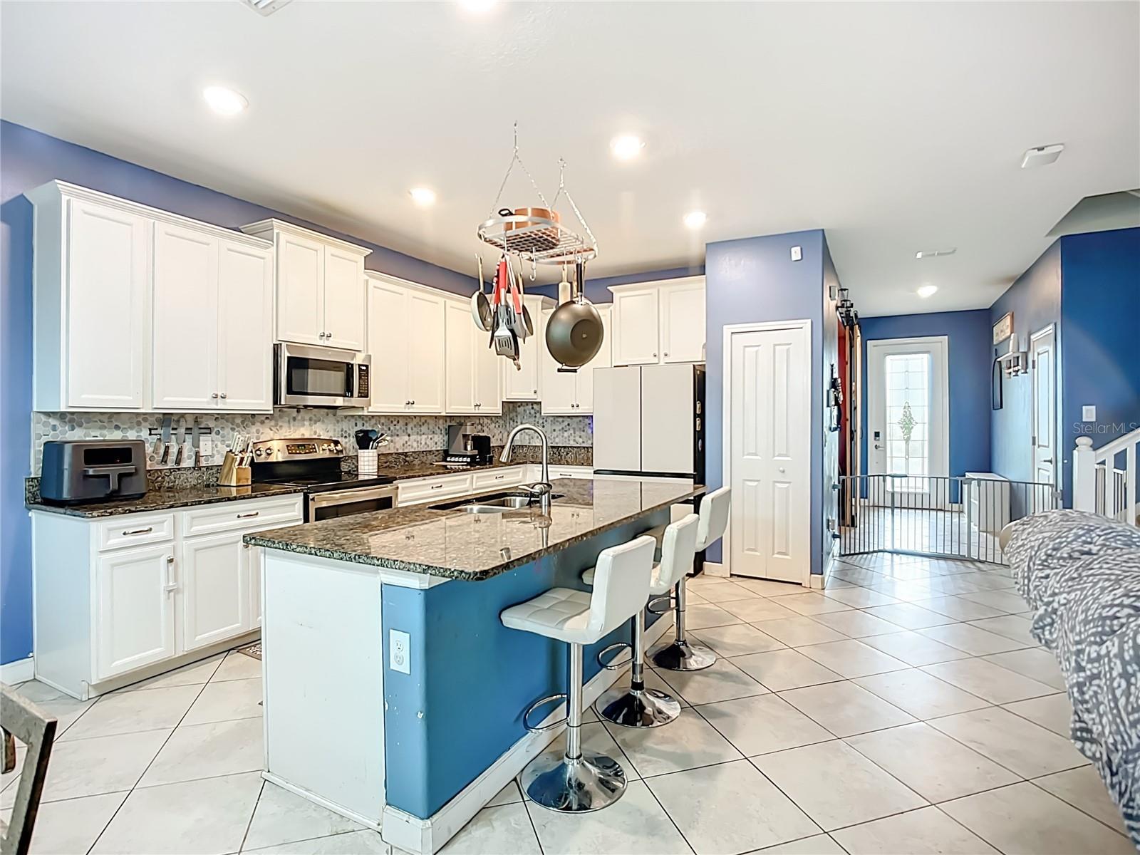 RIVERCREST LAKES - Residential