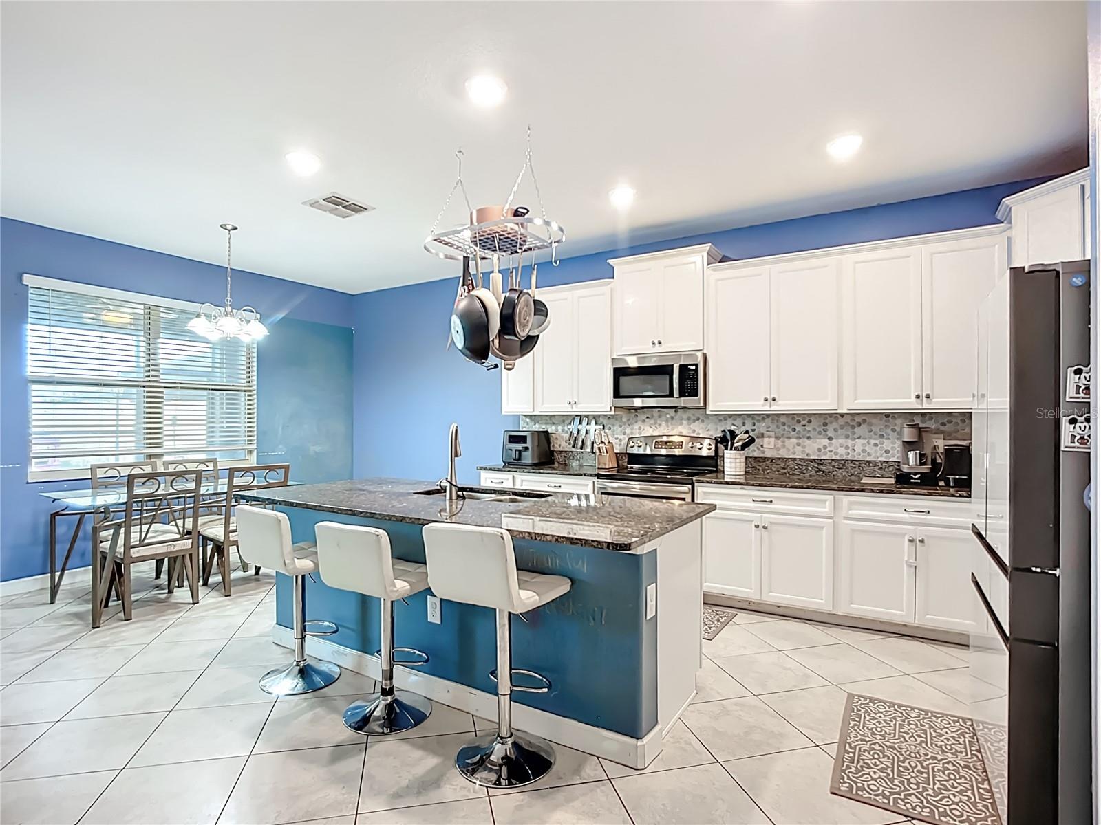 RIVERCREST LAKES - Residential