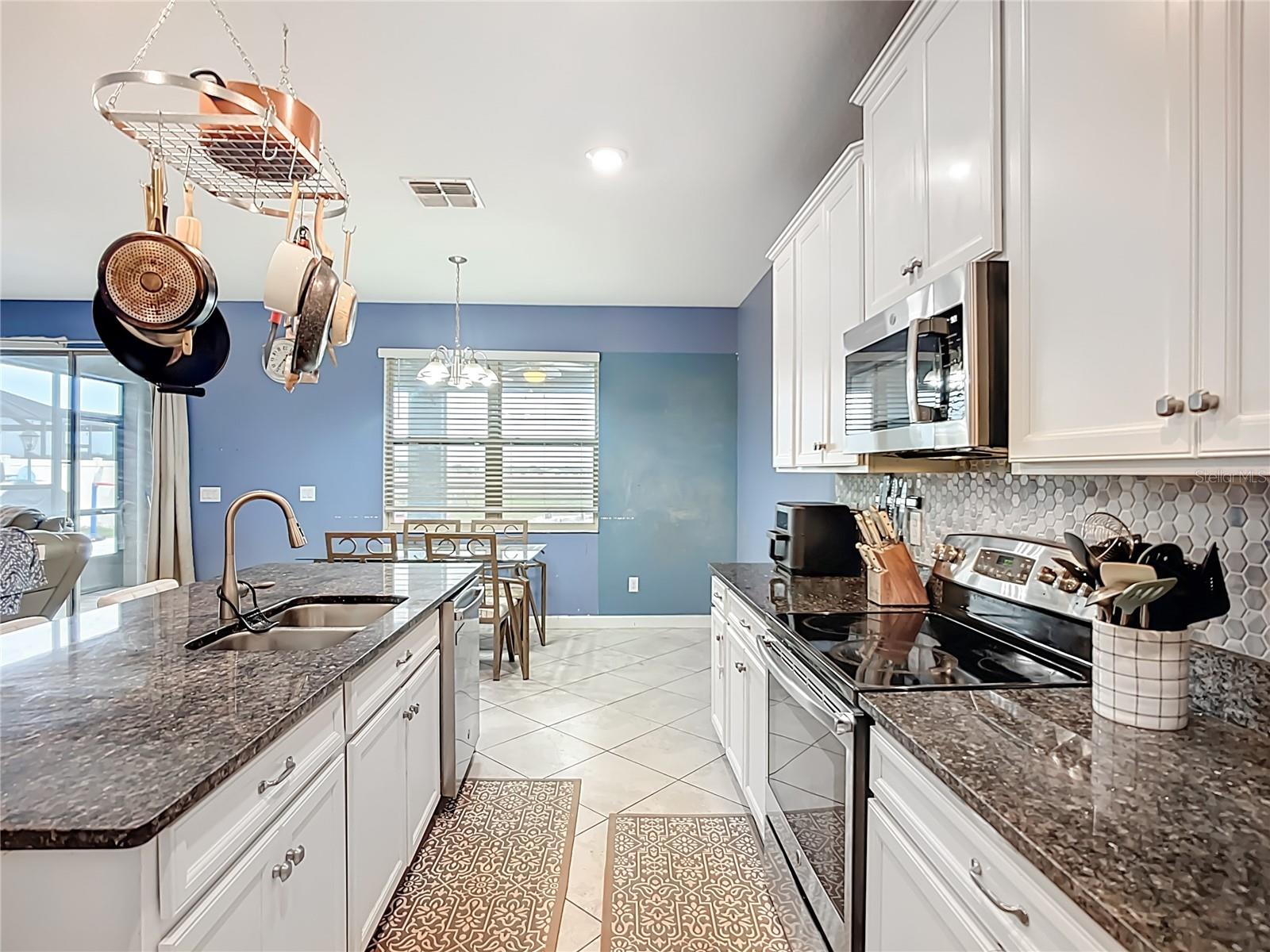 RIVERCREST LAKES - Residential