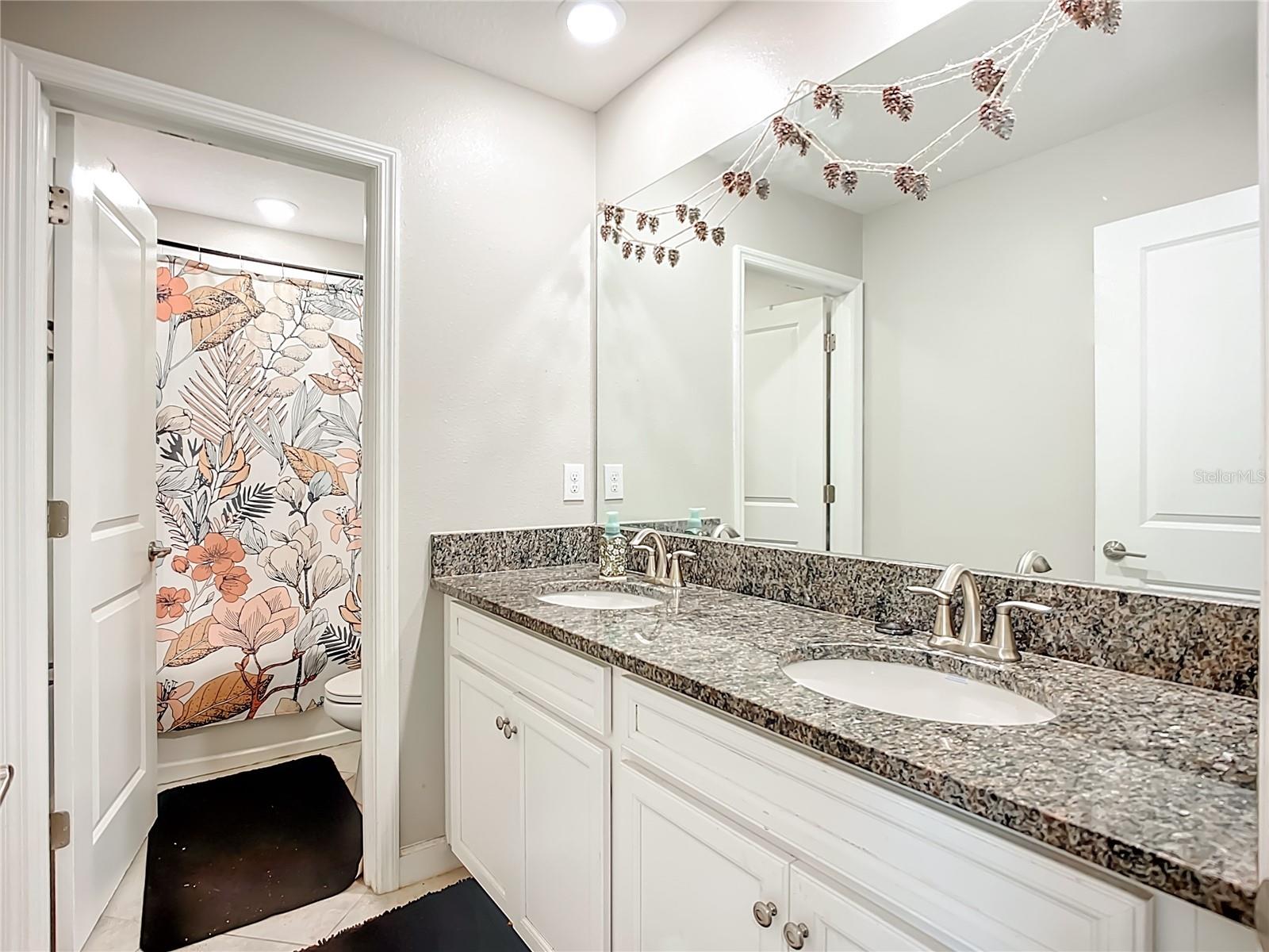 RIVERCREST LAKES - Residential