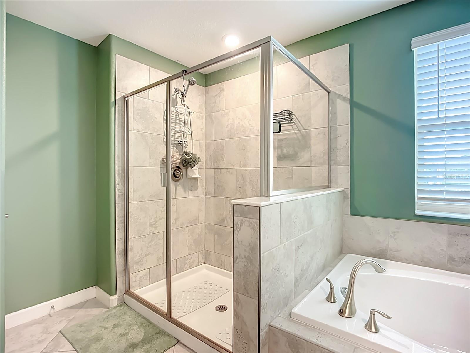 RIVERCREST LAKES - Residential