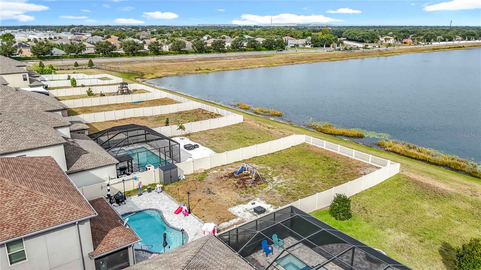 RIVERCREST LAKES - Residential