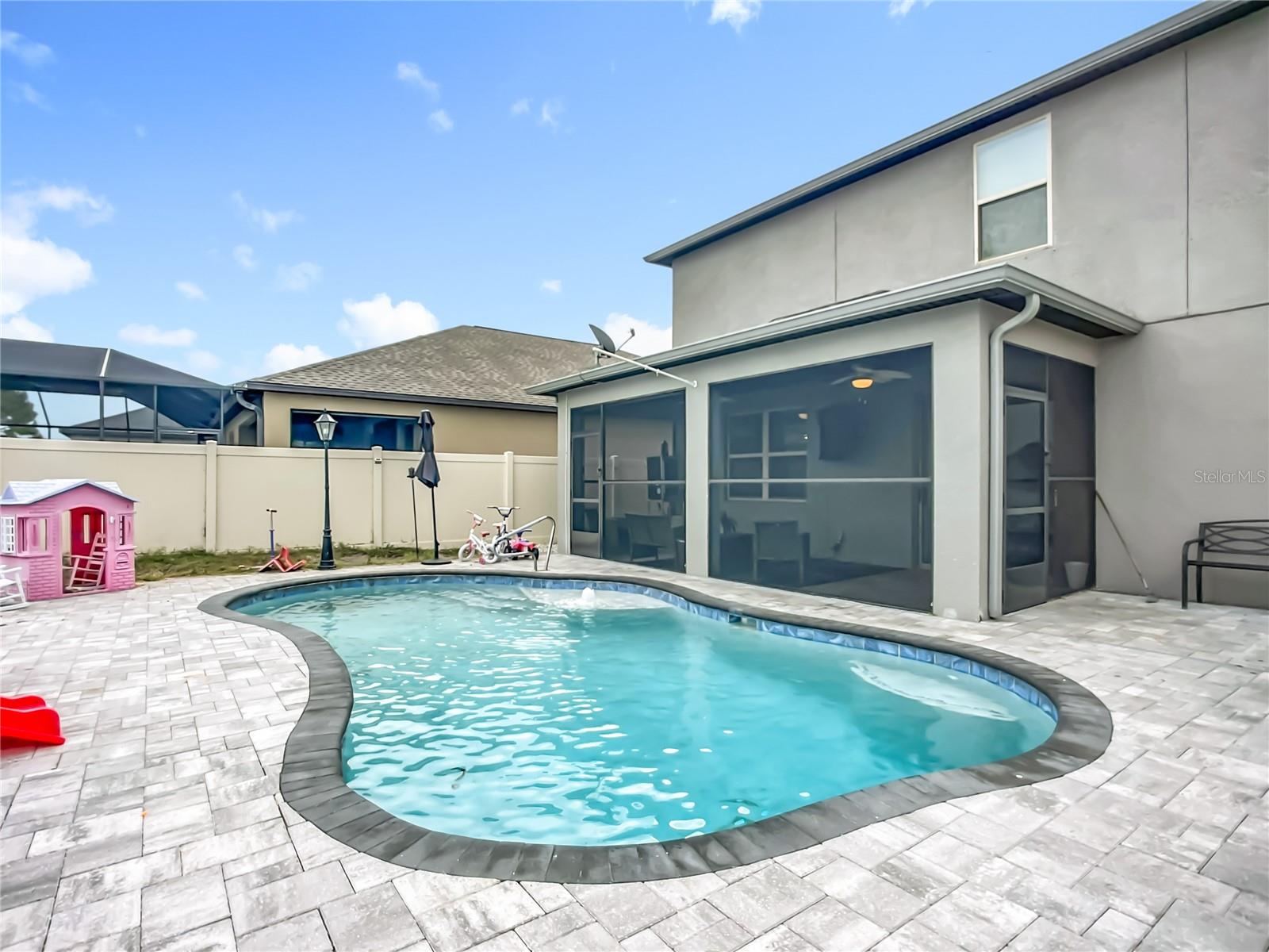 RIVERCREST LAKES - Residential