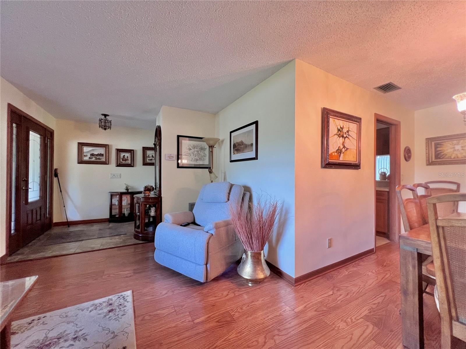 LAWTONS 1ST ADD - Residential