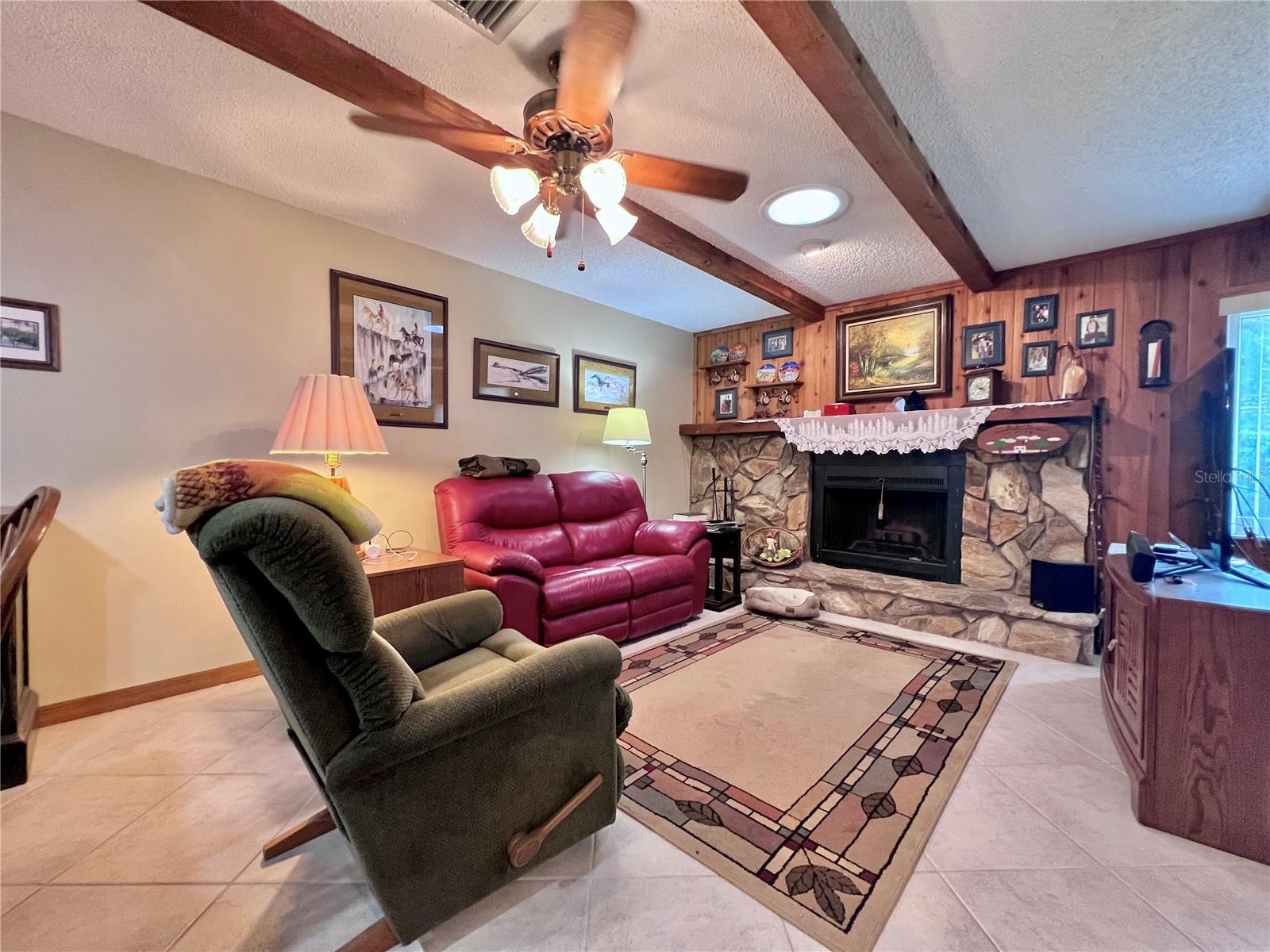 LAWTONS 1ST ADD - Residential