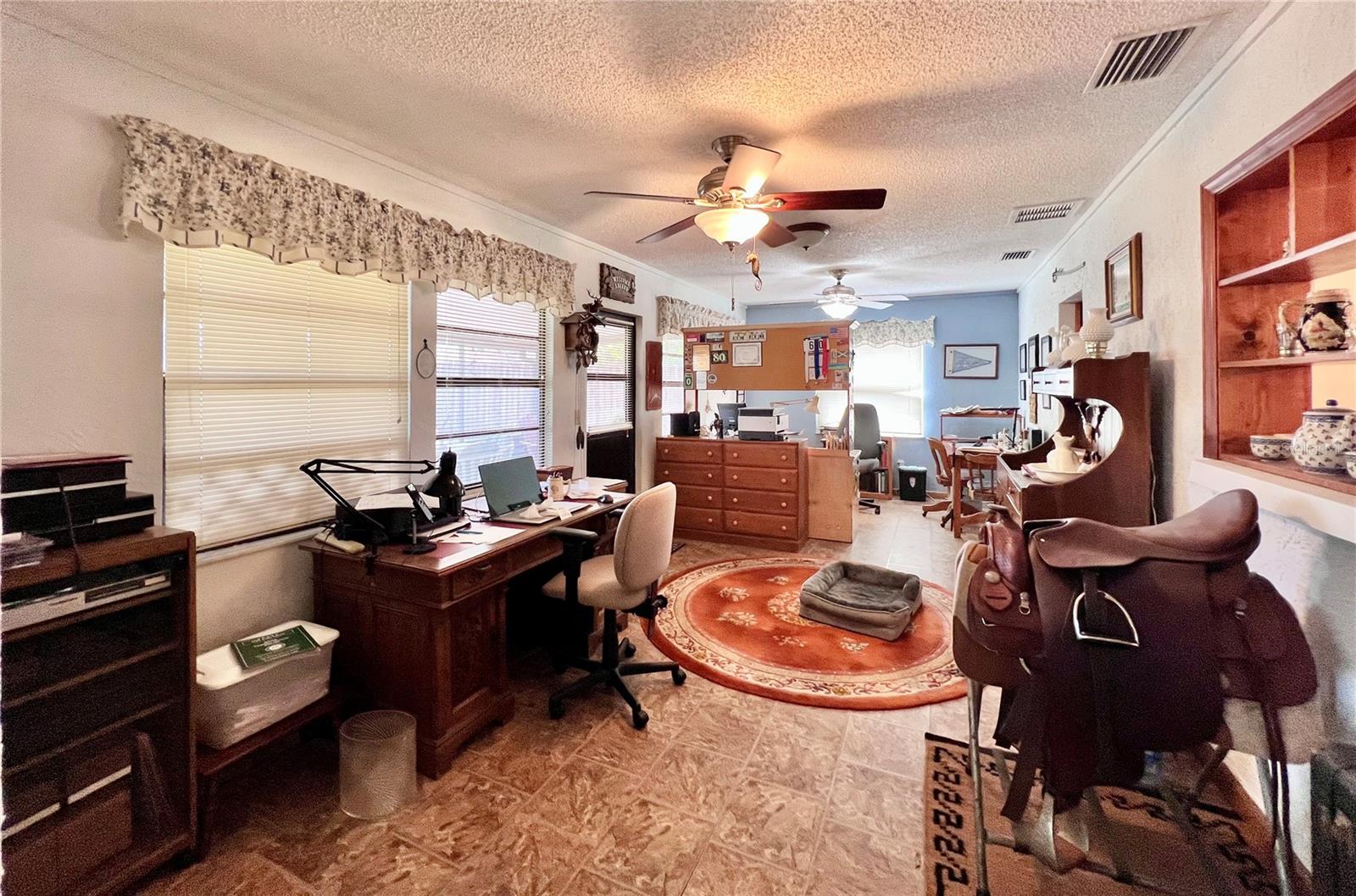 LAWTONS 1ST ADD - Residential