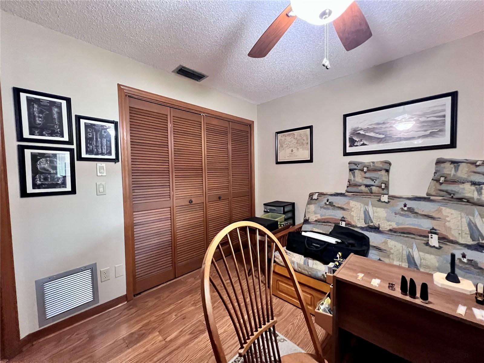 LAWTONS 1ST ADD - Residential