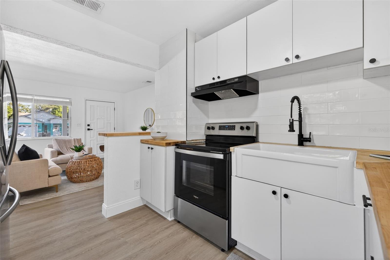 RIDGE CREST - Residential