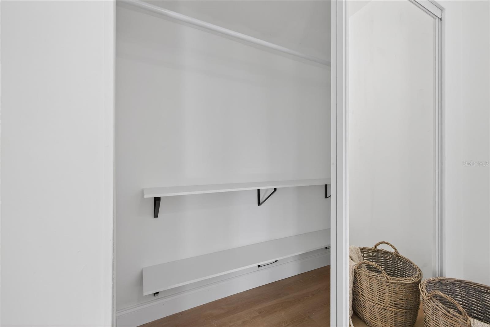 RIDGE CREST - Residential