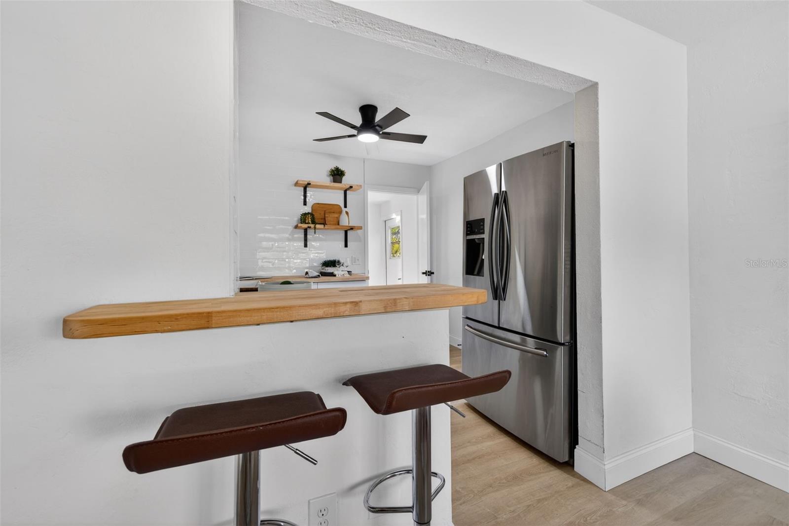 RIDGE CREST - Residential