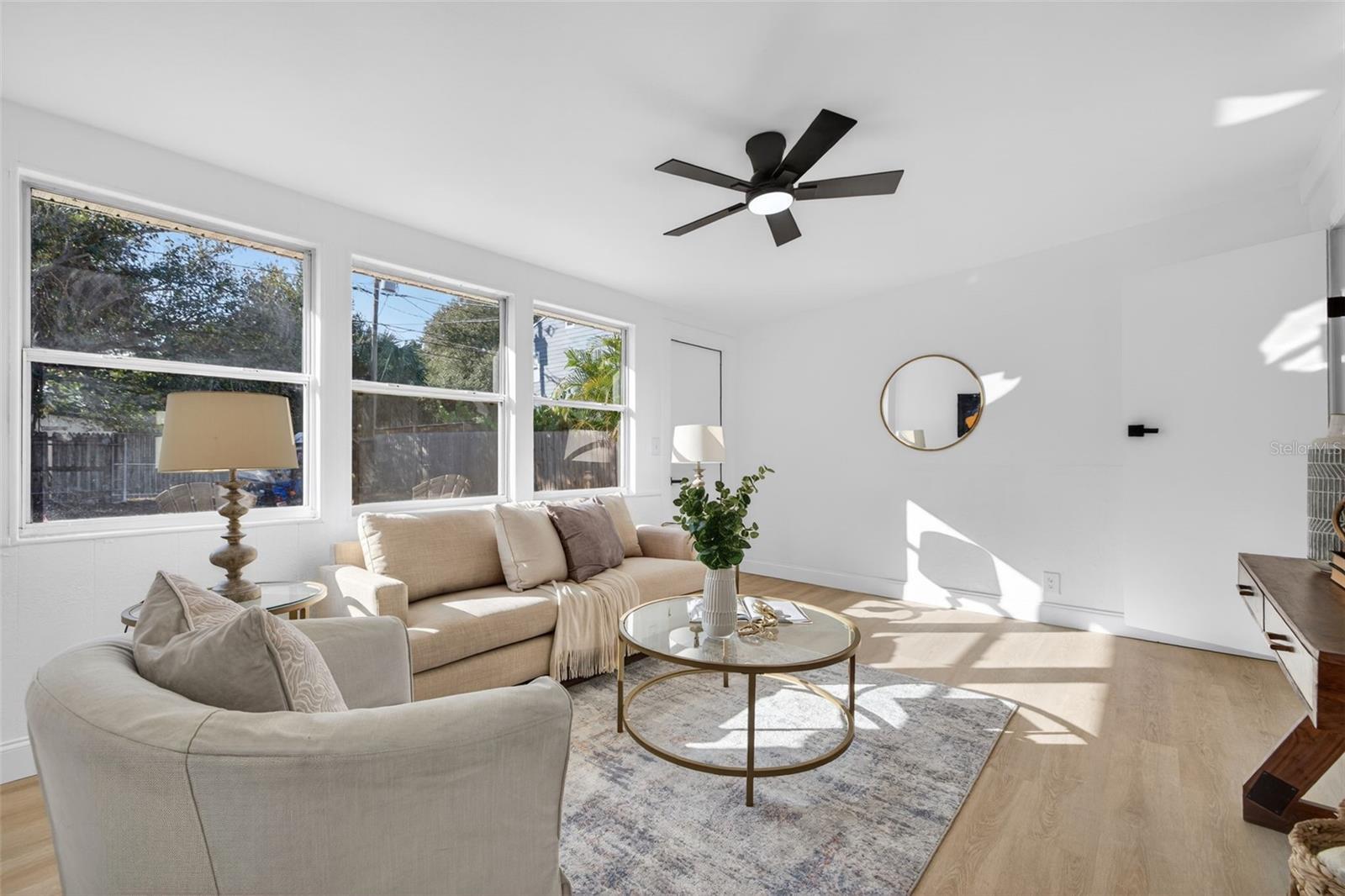 RIDGE CREST - Residential