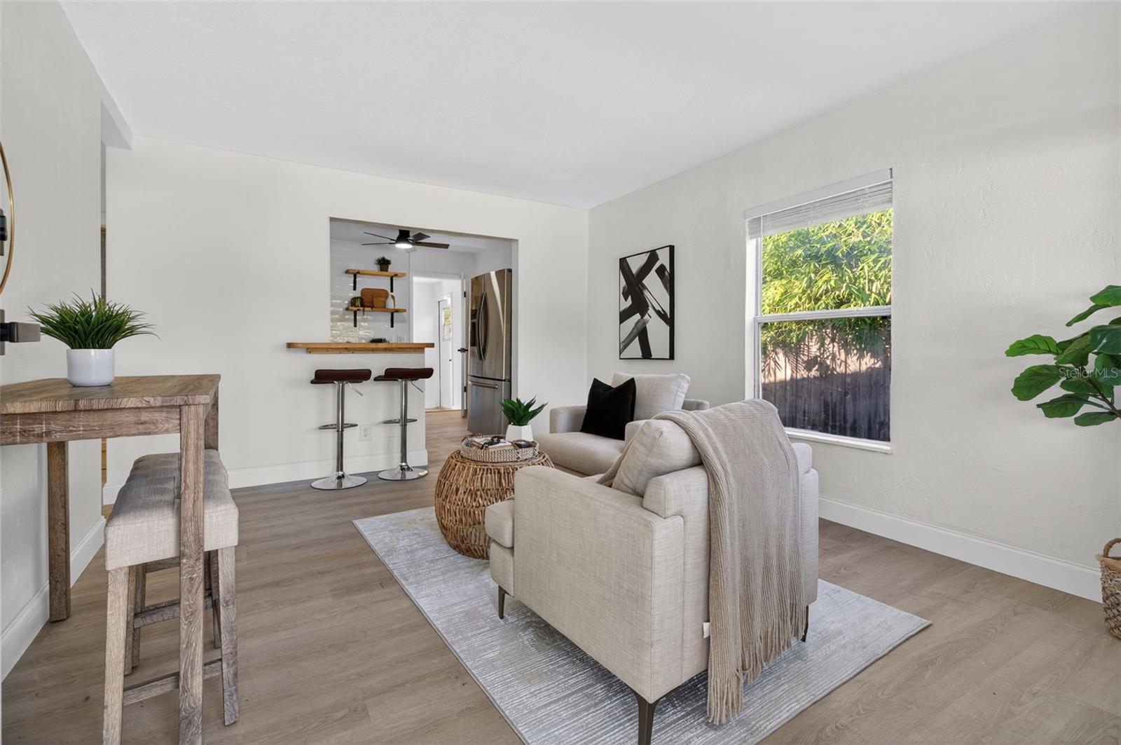 RIDGE CREST - Residential