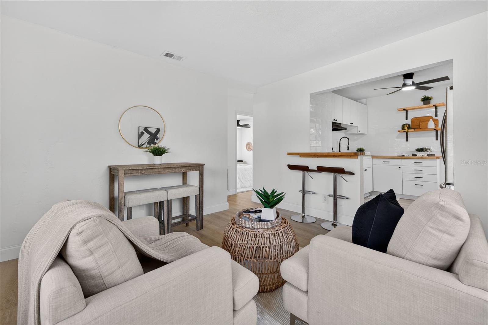 RIDGE CREST - Residential