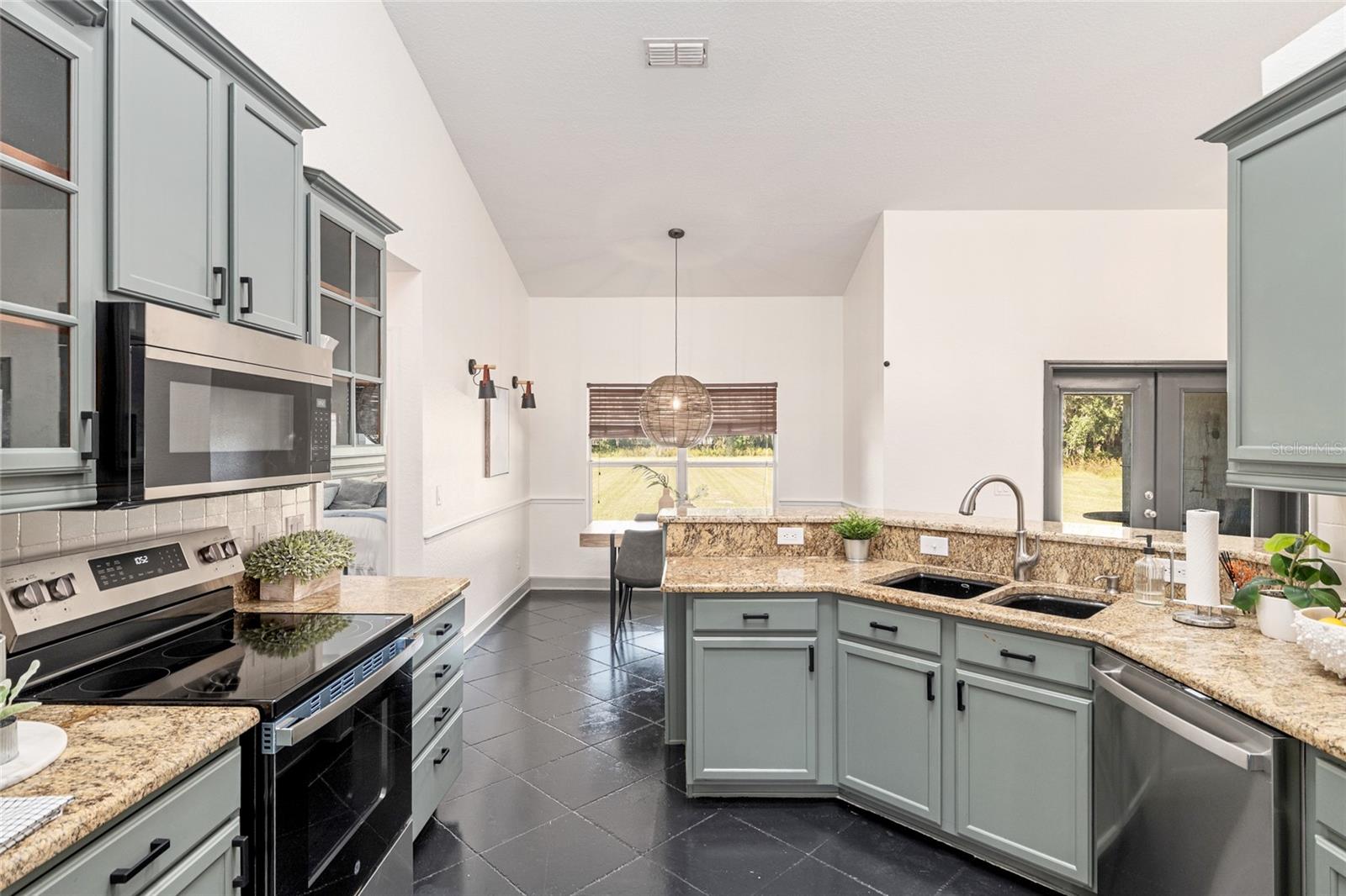 THOMAS FARMS - Residential