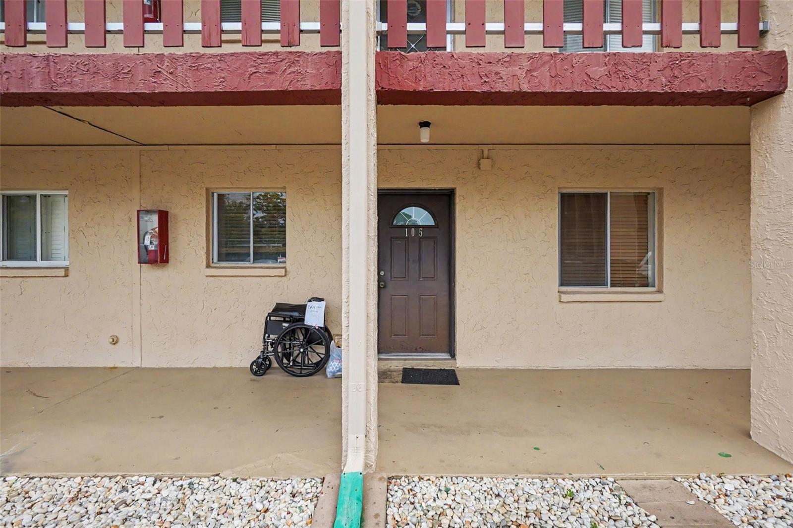 4009 LAKE BAYSHORE DRIVE 105