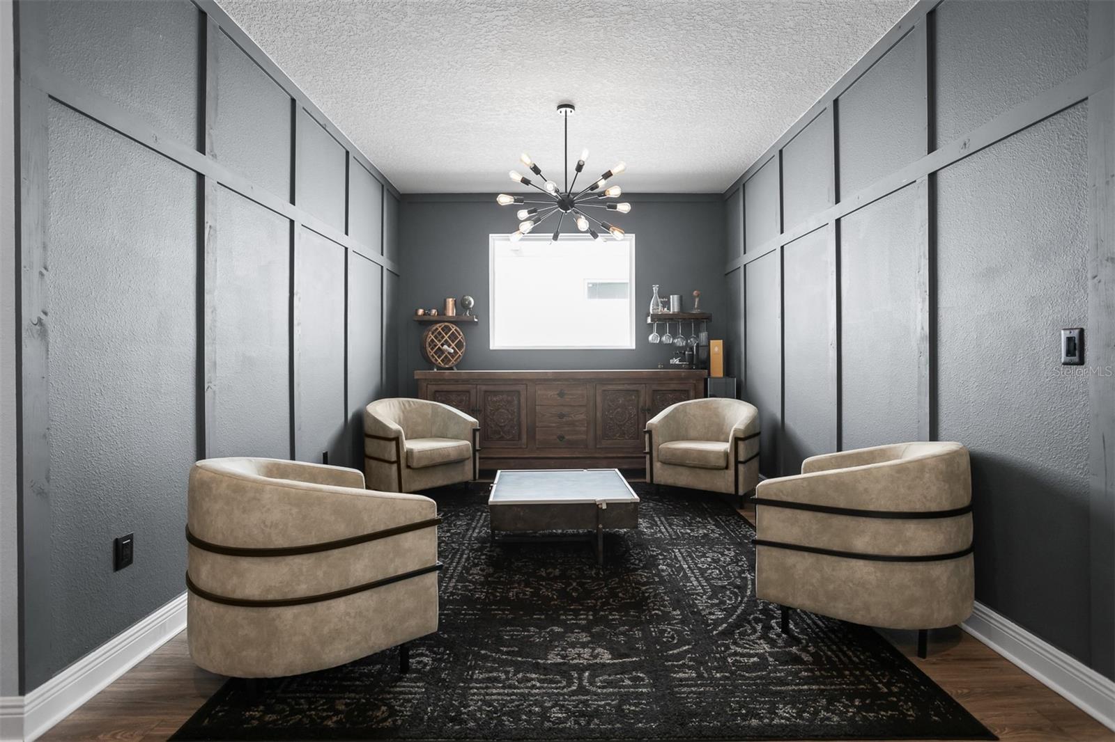 LAKESHORE OAKS SUB - Residential