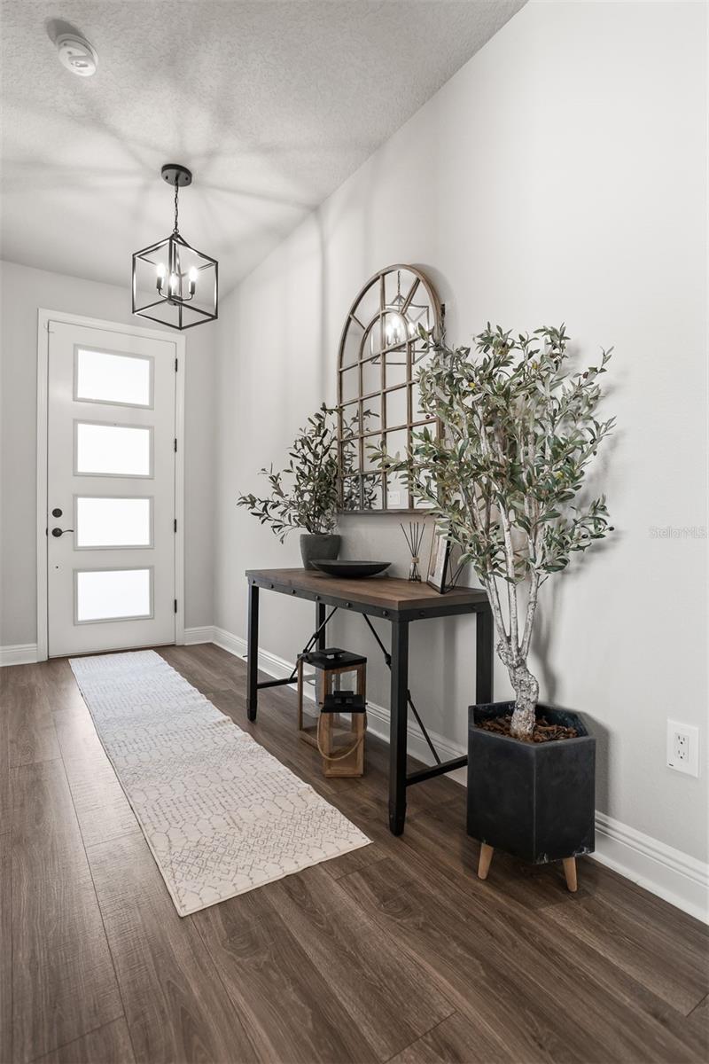 LAKESHORE OAKS SUB - Residential