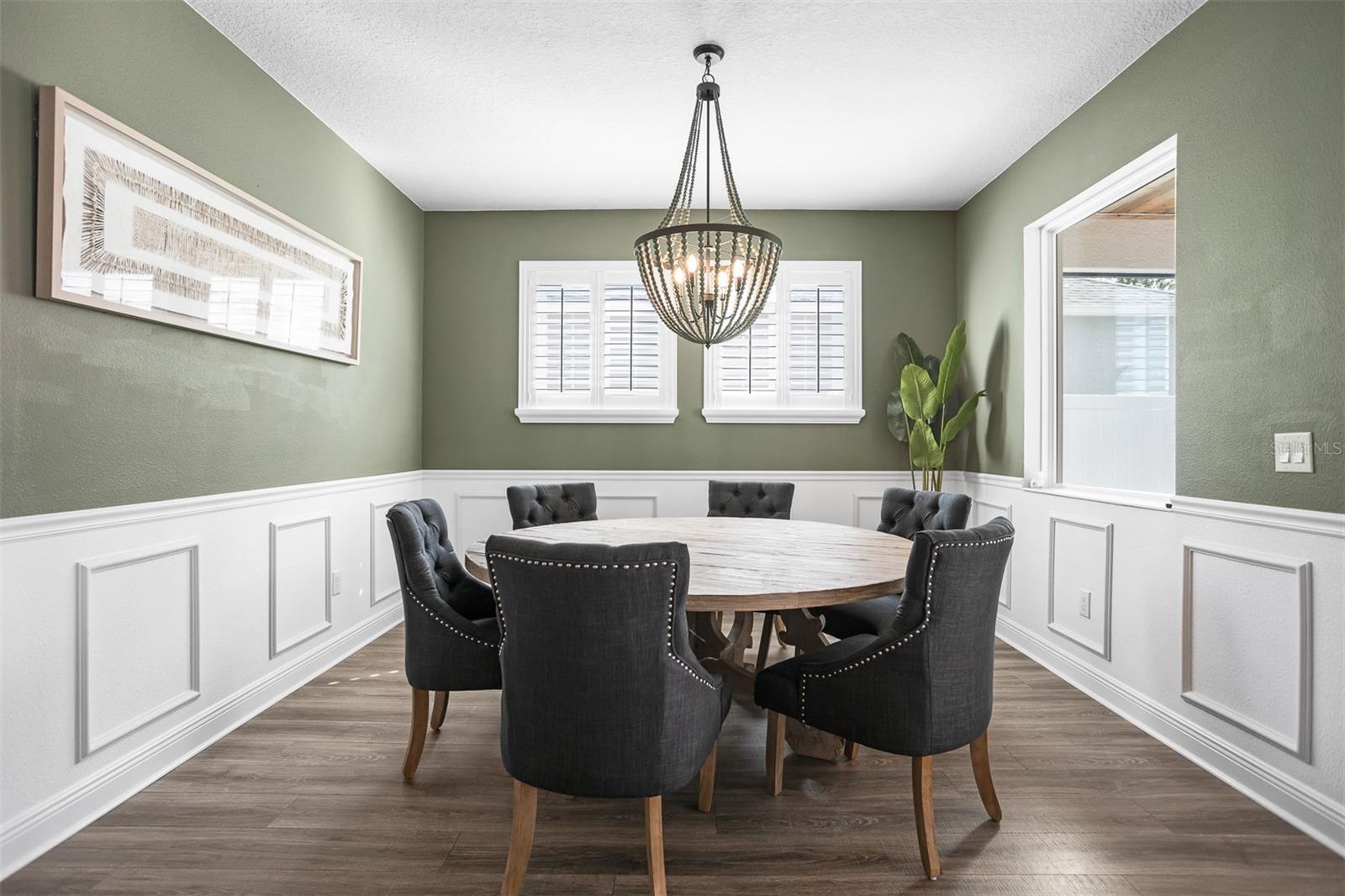 LAKESHORE OAKS SUB - Residential