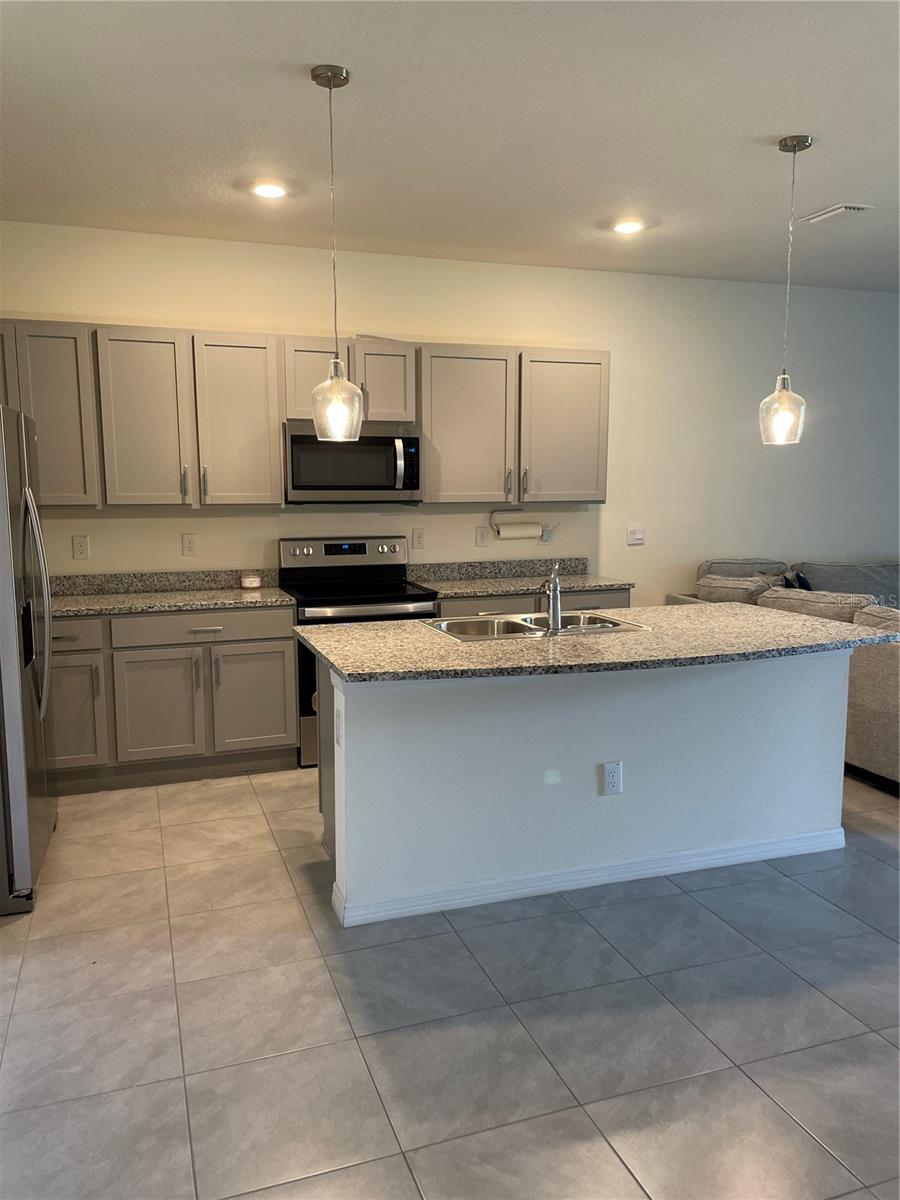 11427 PLANETREE PLACE