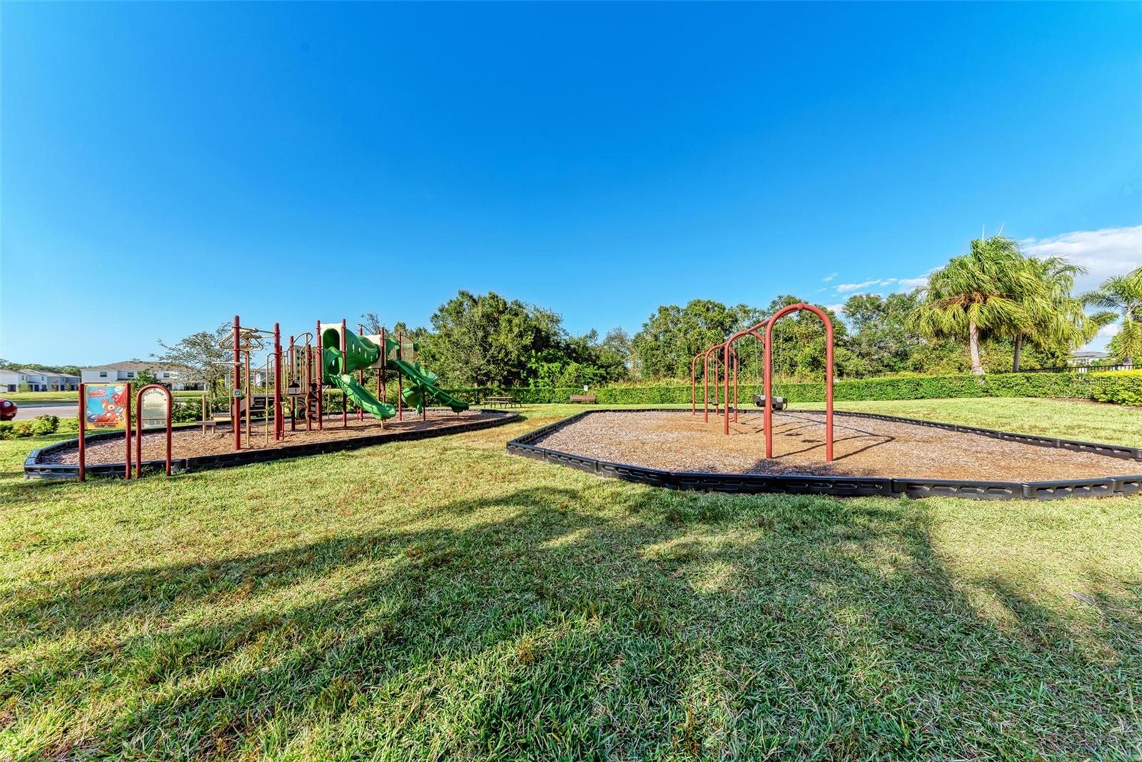 WOODLEAF HAMMOCK A REP OF A POR O - Residential Lease