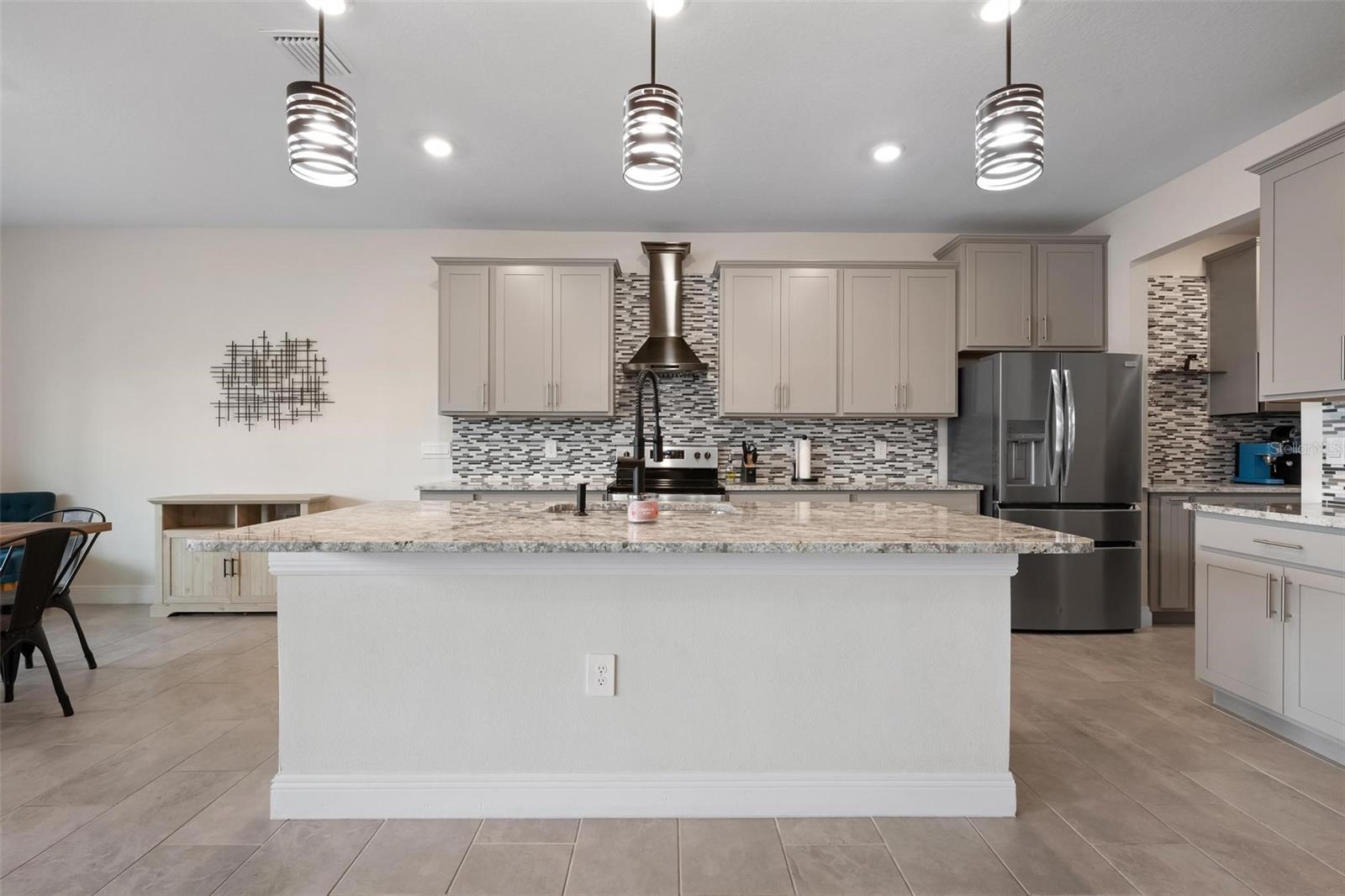 PROMENADE ESTATES PH II - Residential